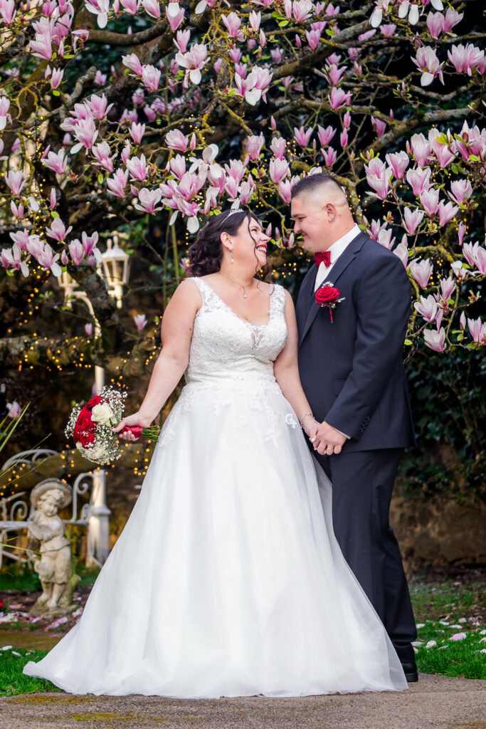 Maureen et Stevens le jour de leur mariage, organisé par Peggy Ferry